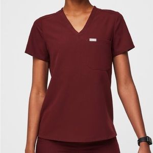 FIGS Burgundy Set - XS top, XS petite bottoms